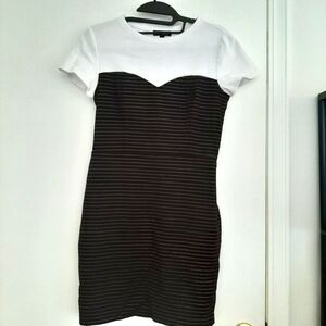 Express Fitted Tshirt Dress side zippered striped black  size small/p